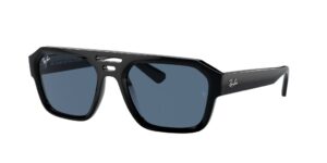 Γυαλιά ηλίου Ray-Ban RB4397 667780 Corrigan μαύρο με μπλε φακό.