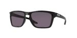 Lifestyle ανδρικά γυαλιά ηλίου OAKLEY OO9448 944801 Sylas με μαύρο γυαλιστερό σκελετό και γκρι φακούς Prizm.