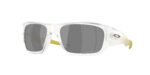 SPORT ανδρικά γυαλιά ηλίου OAKLEY OO9486 948615 Masseter με διάφανο "crystal" σκελετό και μαύρους Prizm πολωτικούς φακούς.