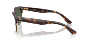 unisex γυαλιά ηλίου RAY-BAN RBR0504S 1359VR Clubmaster Reverse με Havana κοκάλινο σκελετό και σκούρους πράσινους φακούς.