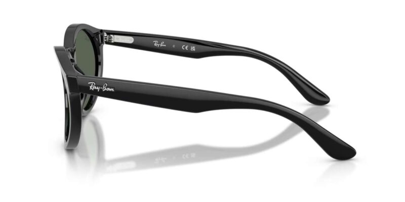 unisex γυαλιά ηλίου RAY-BAN RBR0505S 6677VR με μαύρο κοκάλινο σκελετό και σκούρους πράσινους φακούς.